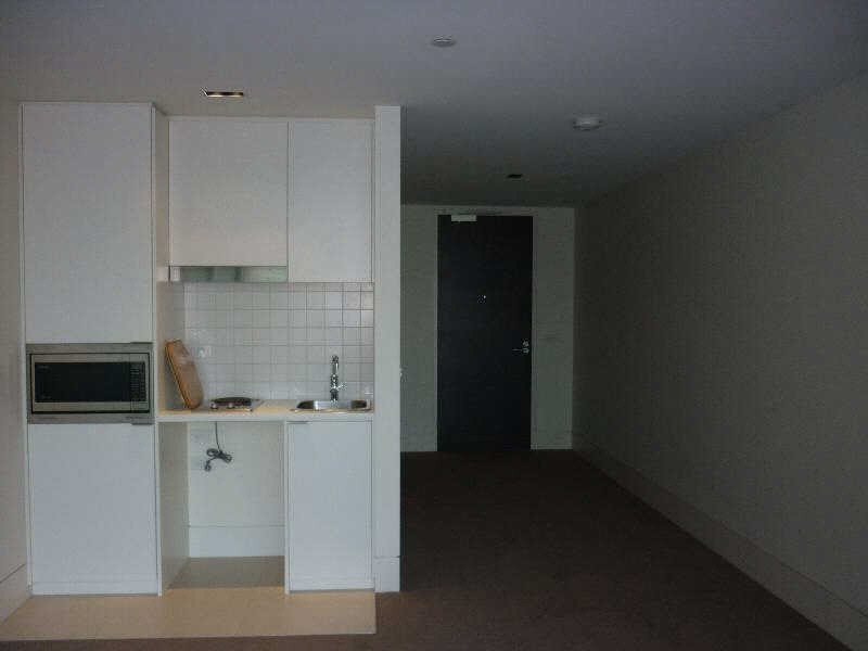 403/279  Wellington Parade South, East Melbourne VIC 3002