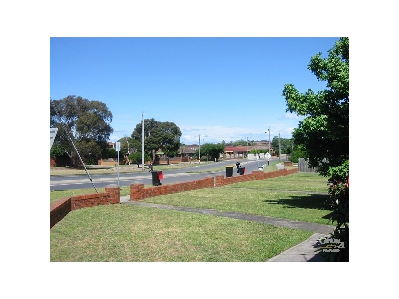 2/101A Bernard Street, Cheltenham VIC 3192