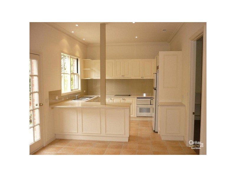 2 Laburnum Street, Brighton VIC 3186