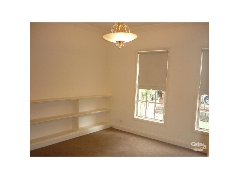 2 Laburnum Street, Brighton VIC 3186