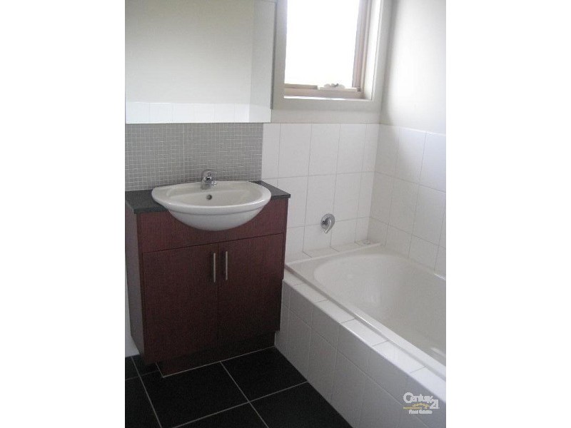 2/759 North Road, Murrumbeena VIC 3163