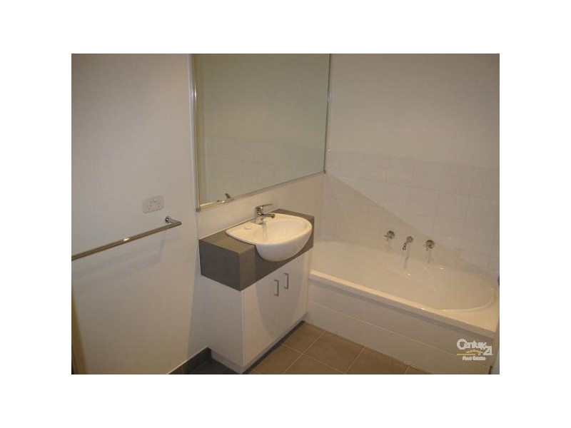 3/5 Newton Street, Chadstone VIC 3148