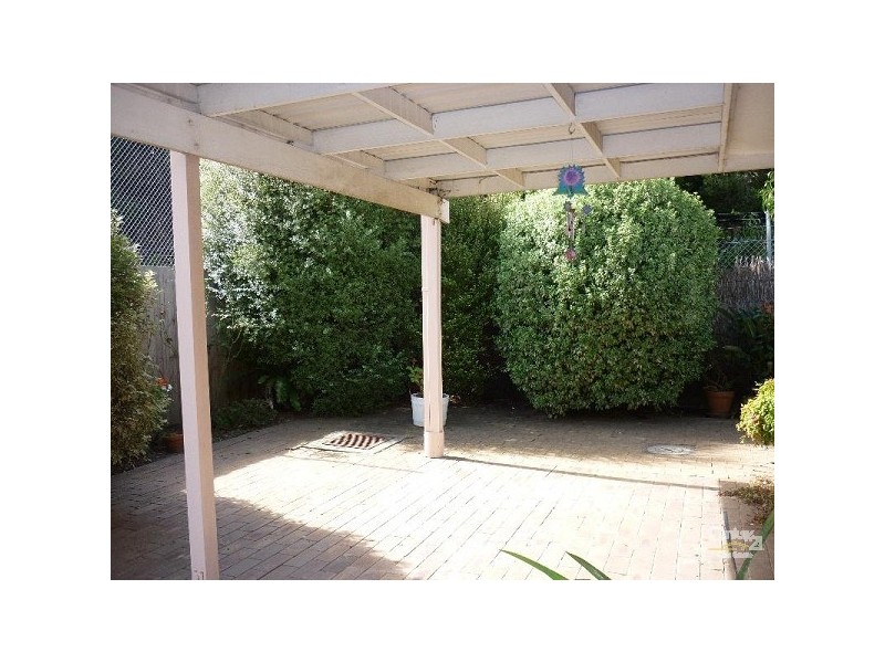 7/2 Greenview Close, Dingley Village VIC 3172