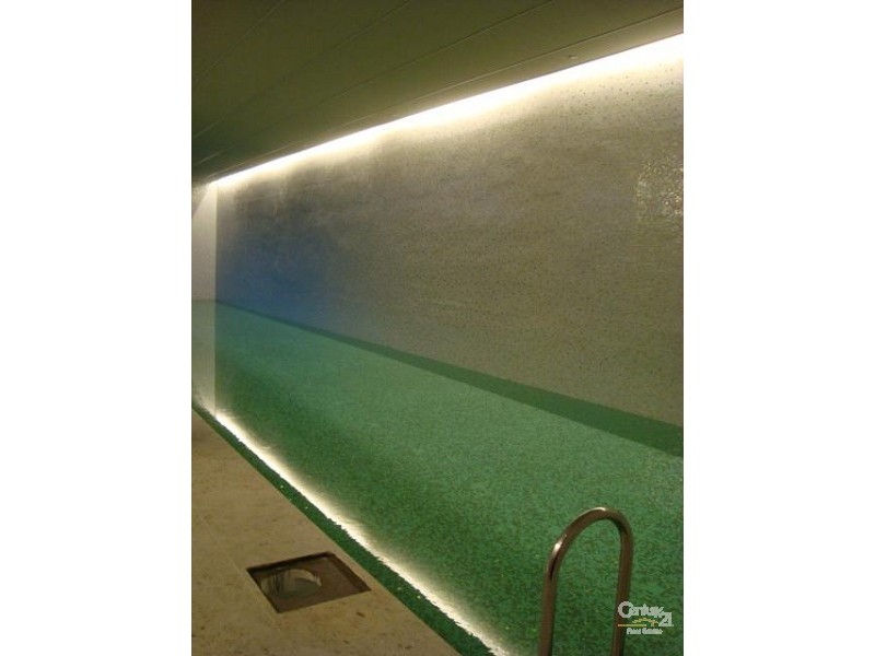 103/279 Wellington Parade South, East Melbourne VIC 3002