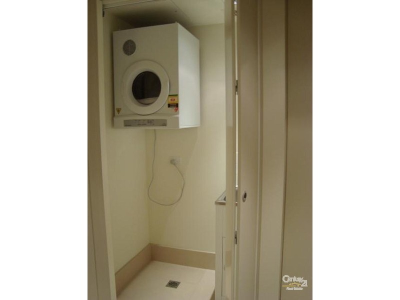 103/279 Wellington Parade South, East Melbourne VIC 3002