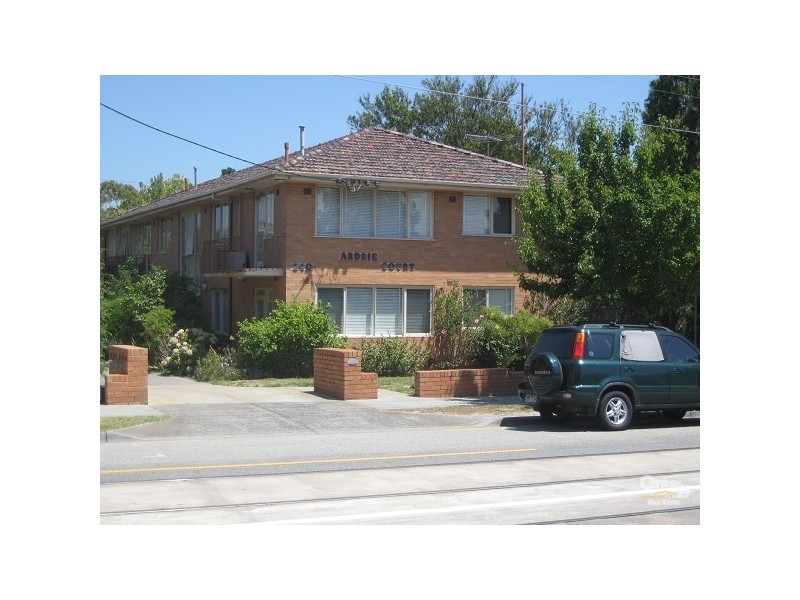 10/240-242 Waverley Road, Malvern East VIC 3145