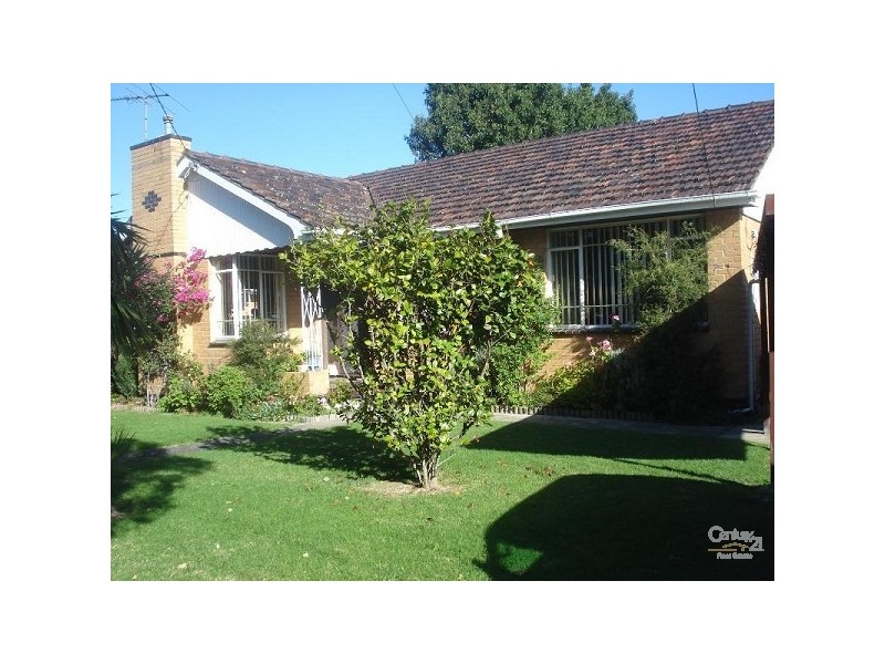 4 Noora Avenue, Bentleigh East VIC 3165