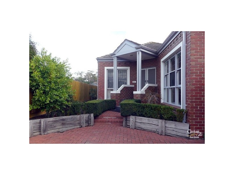 2/39 Rose Street, Mckinnon VIC 3204