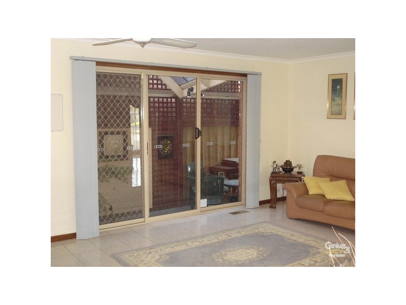 2 Juan Court, Dingley Village VIC 3172