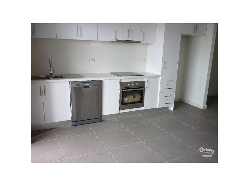 2/45 Railway Avenue, Huntingdale VIC 3166