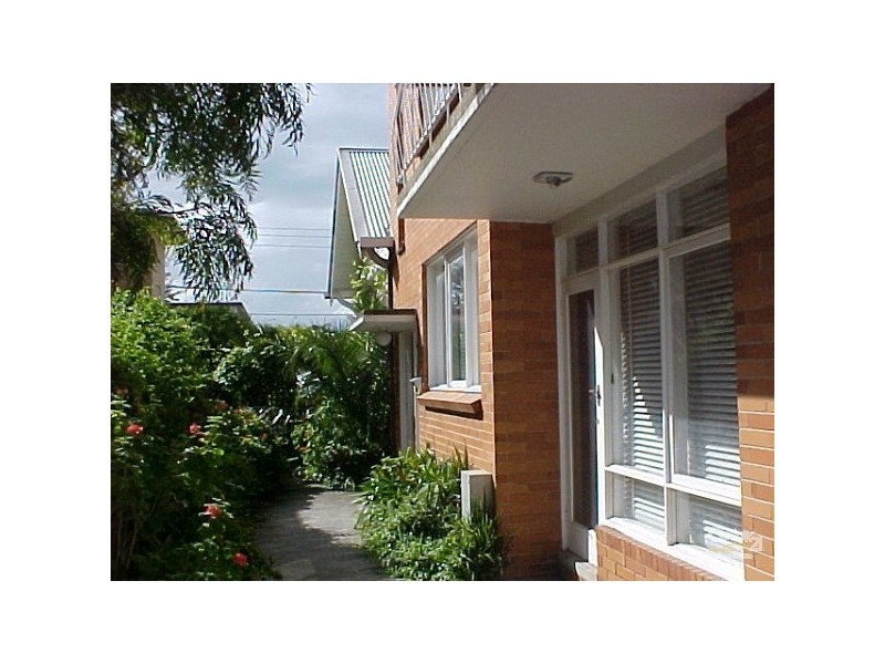 3/12 Austin Avenue, Elwood VIC 3184