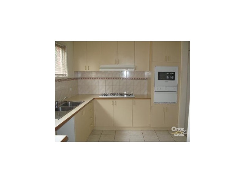 2/207-209 Reynolds Road, Doncaster East VIC 3109