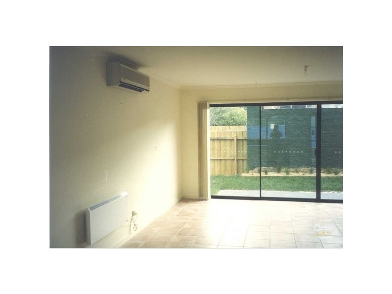 4/121 Chapel Road, Moorabbin VIC 3189