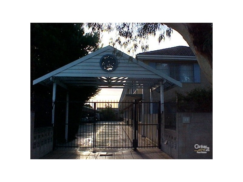 3/13 Ulupna Road, Ormond VIC 3204