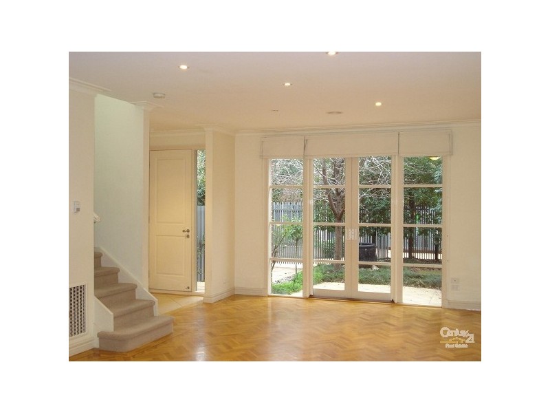 10/28 Clairmont Avenue, Bentleigh VIC 3204