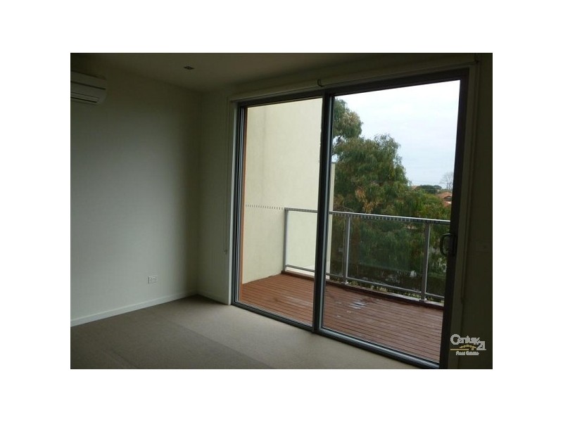6 Chicquita Circuit, Mentone VIC 3194