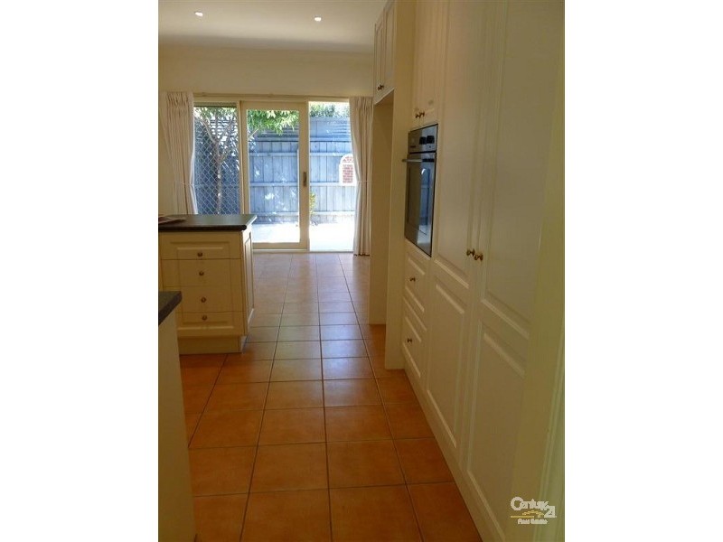 3/230 South Road, Brighton East VIC 3187