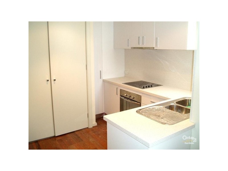 2/173 McKinnon Road, Mckinnon VIC 3204