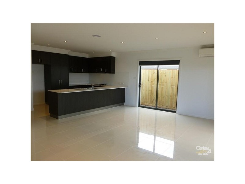 1/13 Cootamundra Court, Werribee VIC 3030