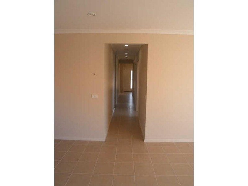 39  Daymar Circuit, Craigieburn VIC 3064