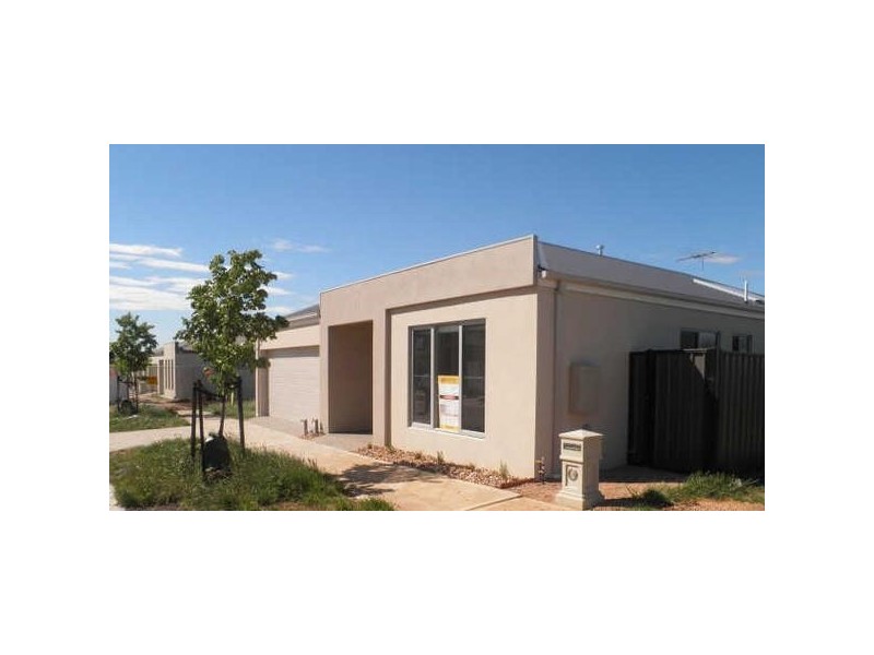 39  Daymar Circuit, Craigieburn VIC 3064