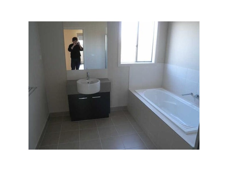 39  Daymar Circuit, Craigieburn VIC 3064