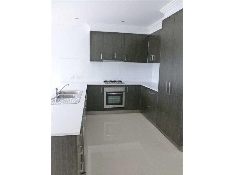 2/13  Cootamundra Court, Werribee VIC 3030
