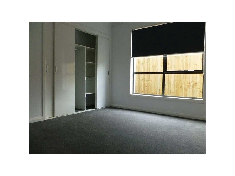 1/13  Cootamundra Court, Werribee VIC 3030