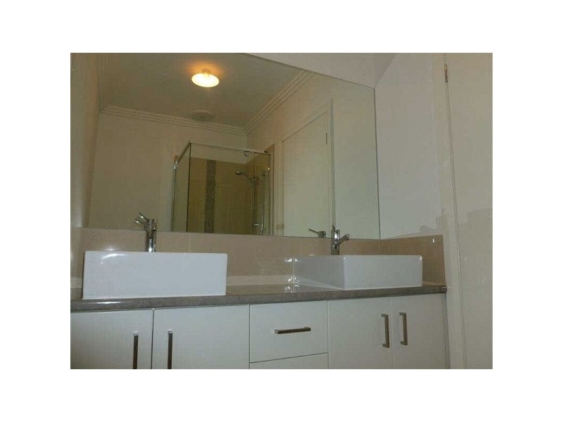 1/13  Cootamundra Court, Werribee VIC 3030