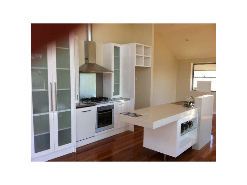 1/62  Beach Road, Hampton VIC 3188