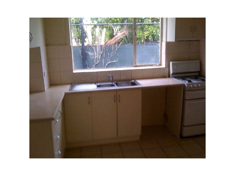 8/30 Balaclava Road, St Kilda East VIC 3183