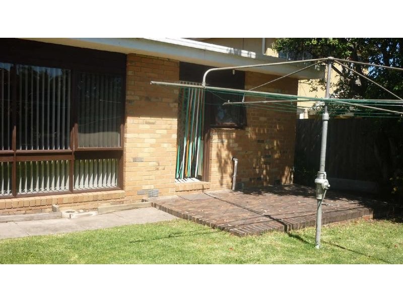 13  Parkmore Road, Bentleigh East VIC 3165