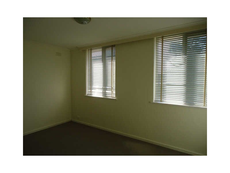 1/101A  Bernard Street, Cheltenham VIC 3192