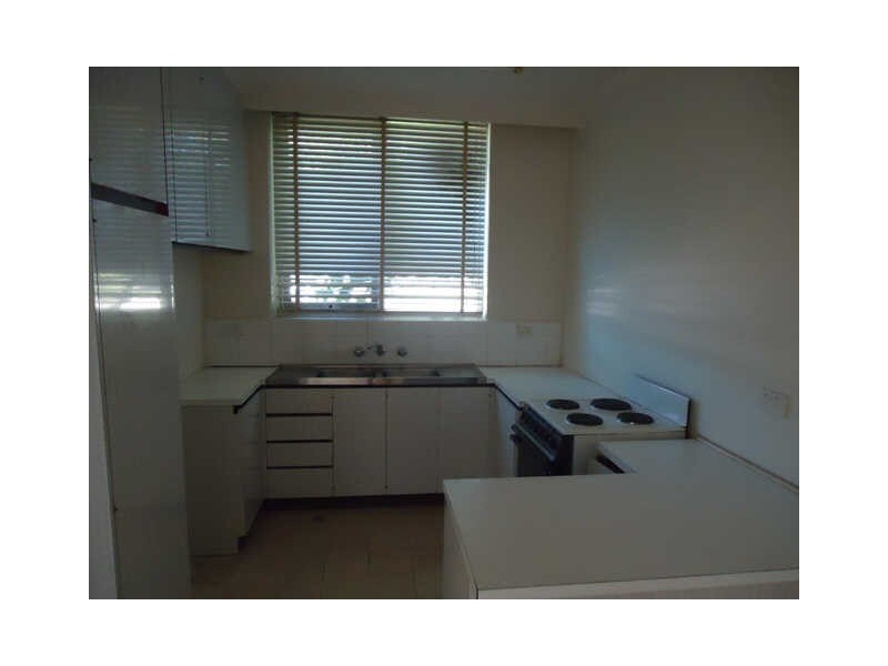 1/101A  Bernard Street, Cheltenham VIC 3192