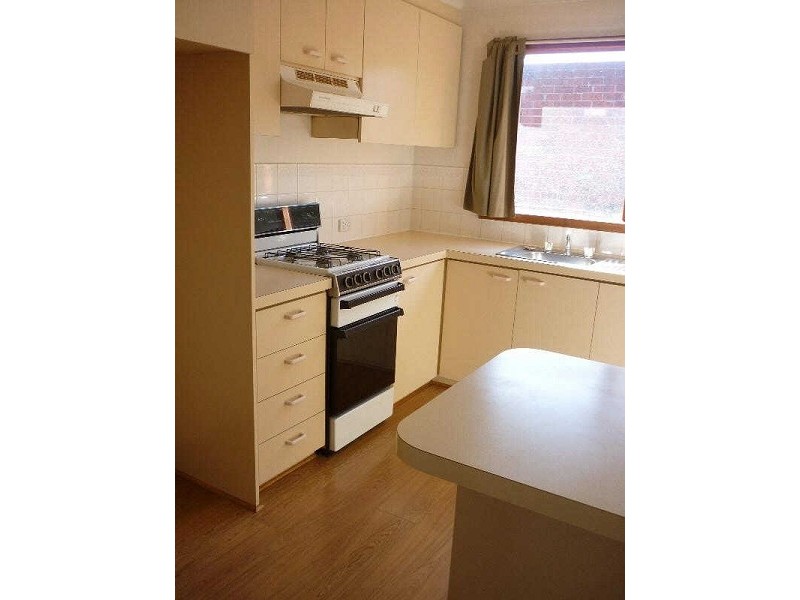 2A  Lorraine Street, Cheltenham VIC 3192