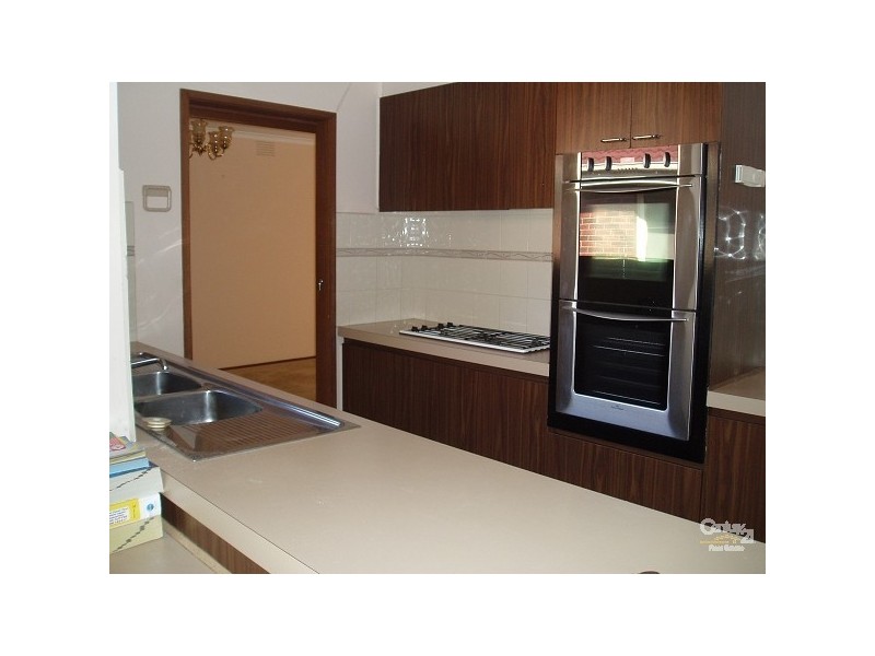 22 Bruthen street, Moorabbin VIC 3189