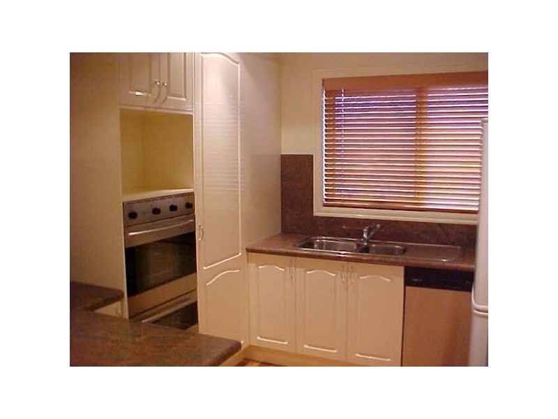 1/1 GARDEN ROAD, Bentleigh East VIC 3165