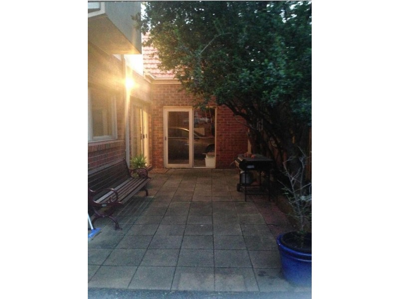 2/121  Charman Road, Beaumaris VIC 3193