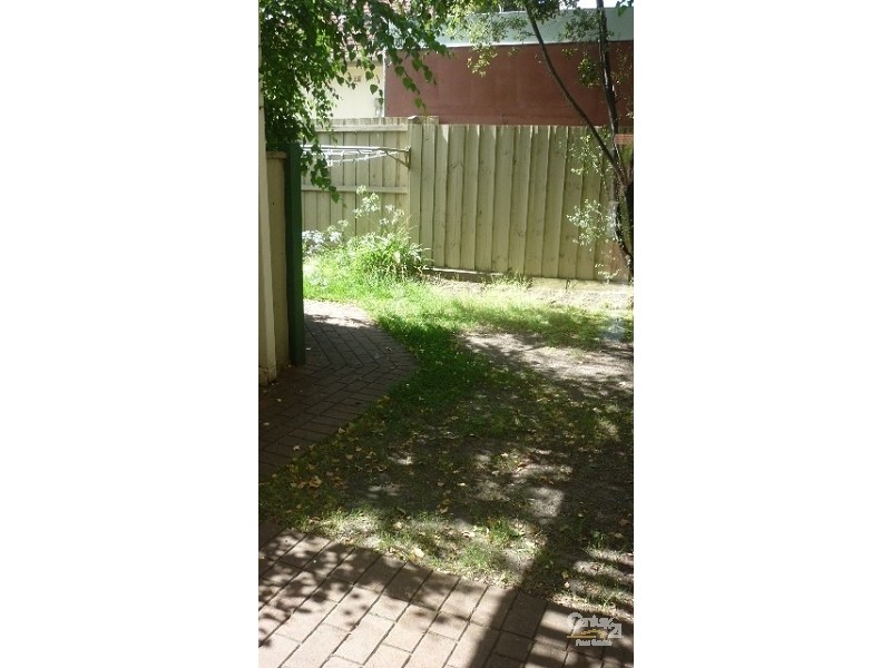 182 Neerim Road, Carnegie VIC 3163