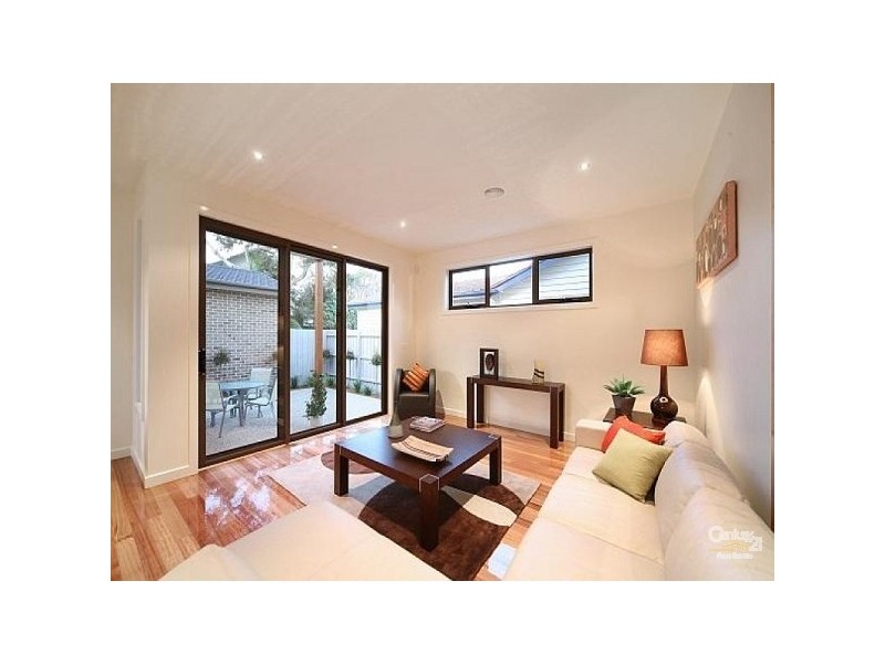 73 Mckinnon Road, Mckinnon VIC 3204