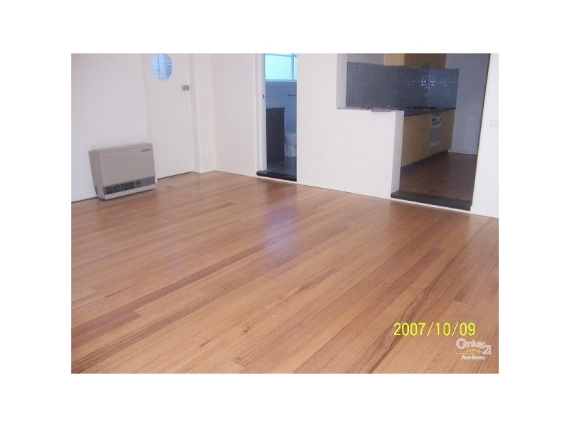 2/10 Boxshall Street, Brighton VIC 3186