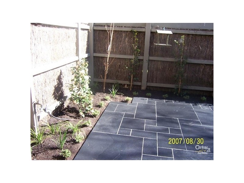 2/10 Boxshall Street, Brighton VIC 3186