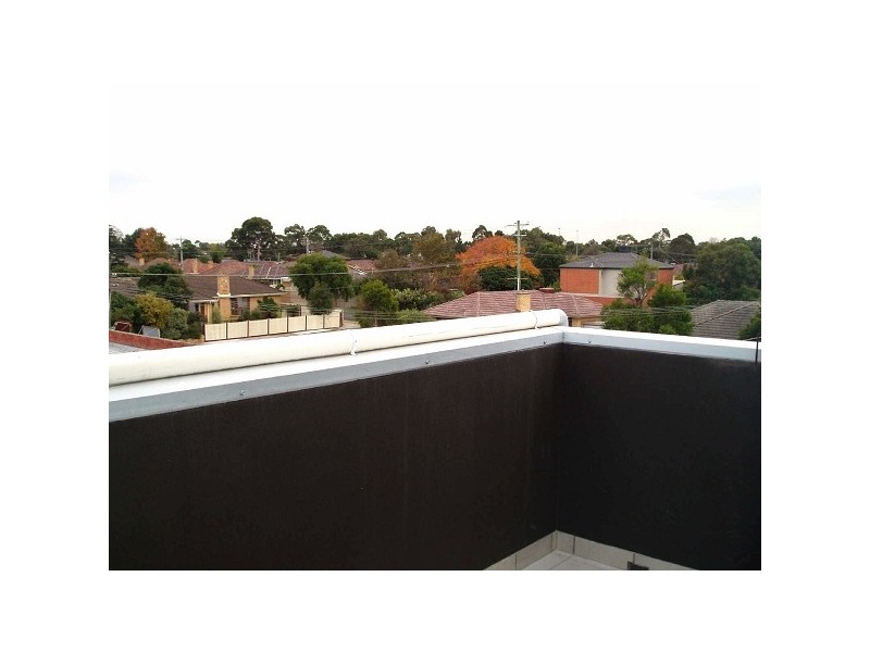2/12 Matthews Road, Bentleigh East VIC 3165