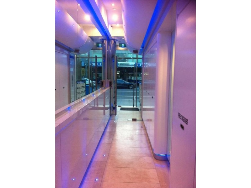 15/358  Hampton Street, Hampton VIC 3188