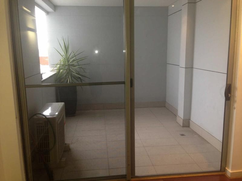 15/358  Hampton Street, Hampton VIC 3188