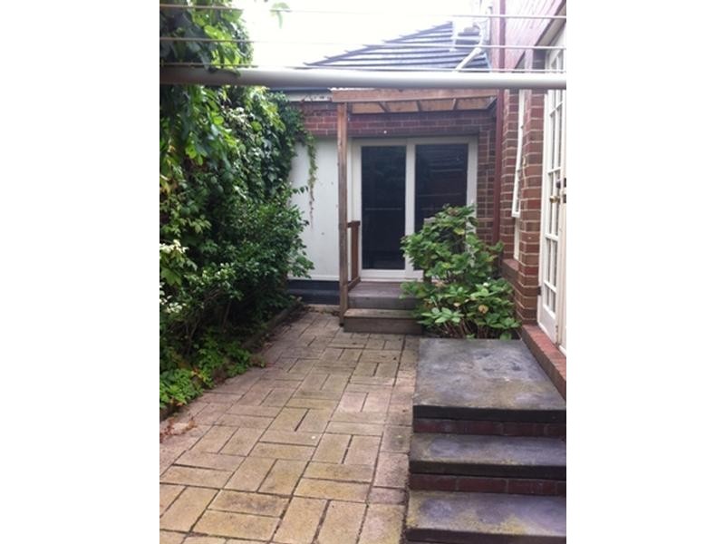 2/13 Edward Street, Cheltenham VIC 3192