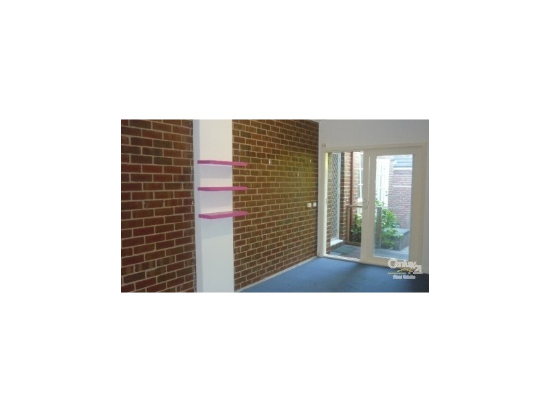 2/13 Edward Street, Cheltenham VIC 3192