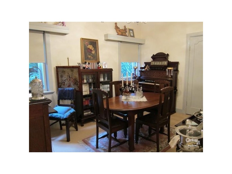 121 Marriage Road, Brighton East VIC 3187