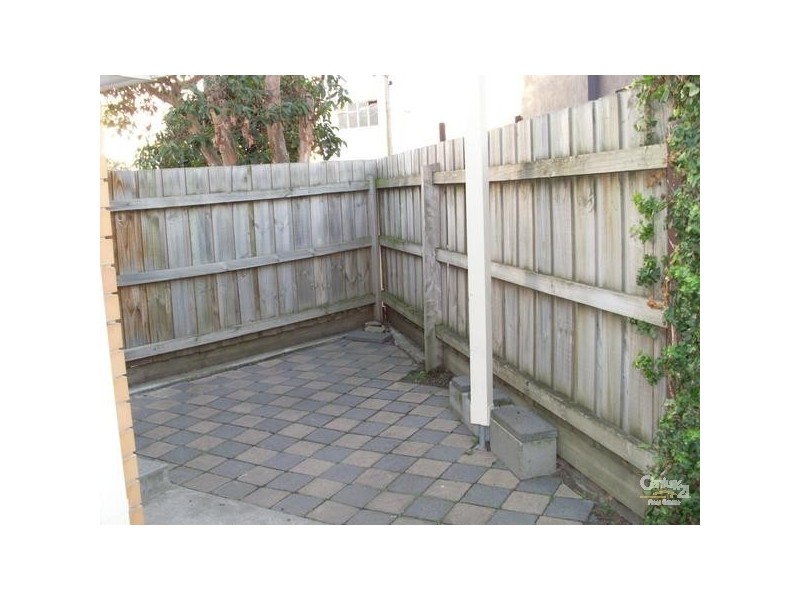 8/26 Winsome Street, Mentone VIC 3194