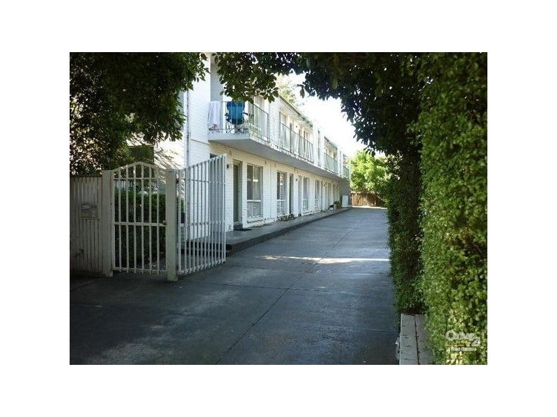 6/10 Walsh Street, Ormond VIC 3204